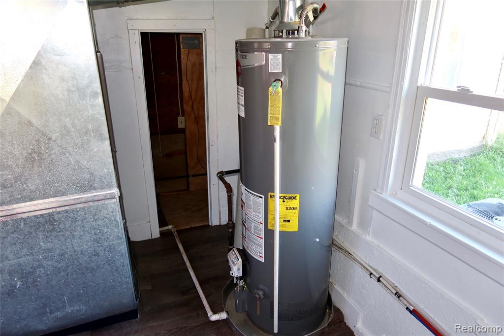 main property photo 15