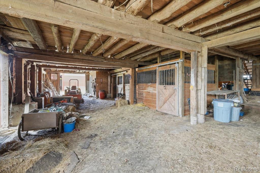 main property photo 80
