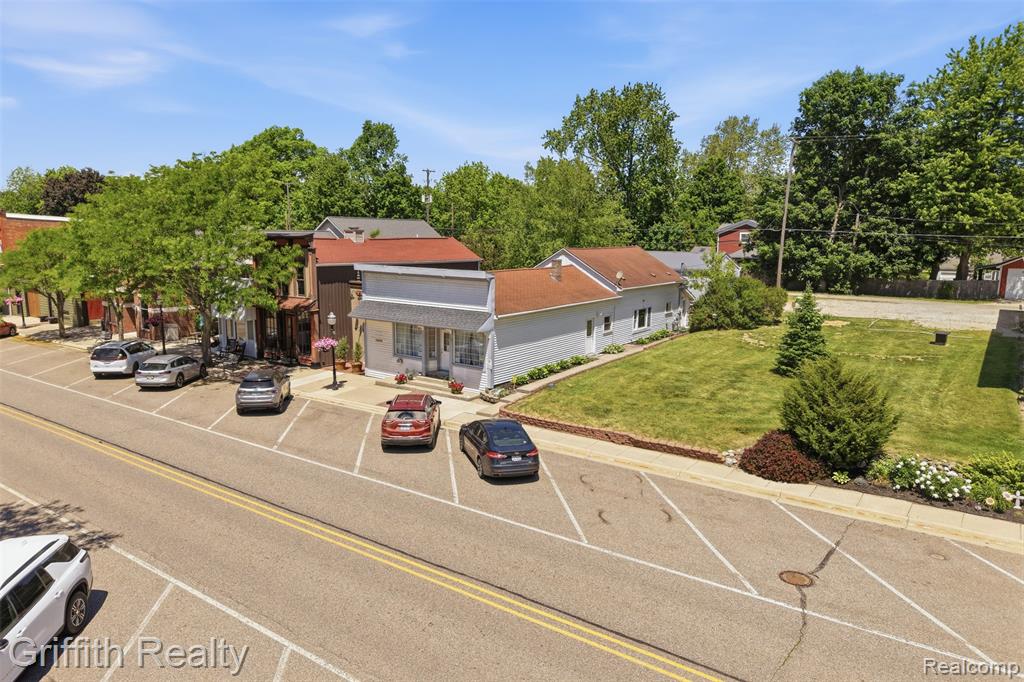 main property photo 78