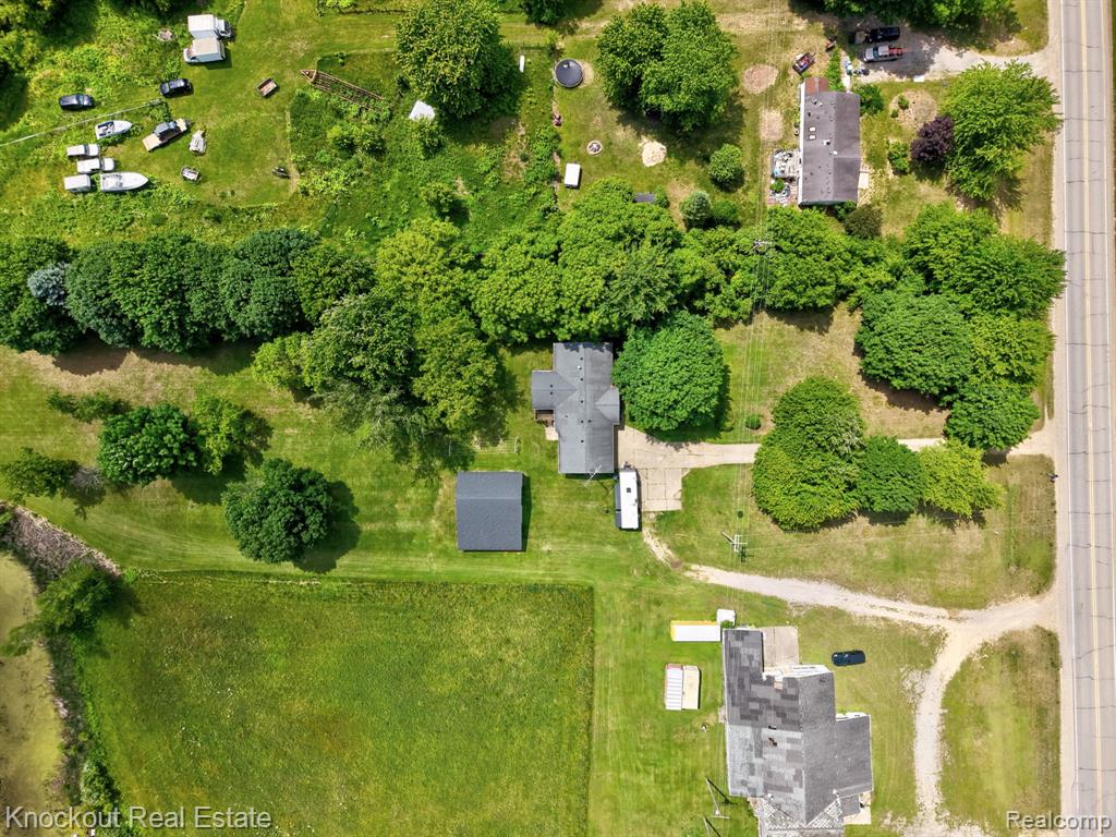 main property photo 50