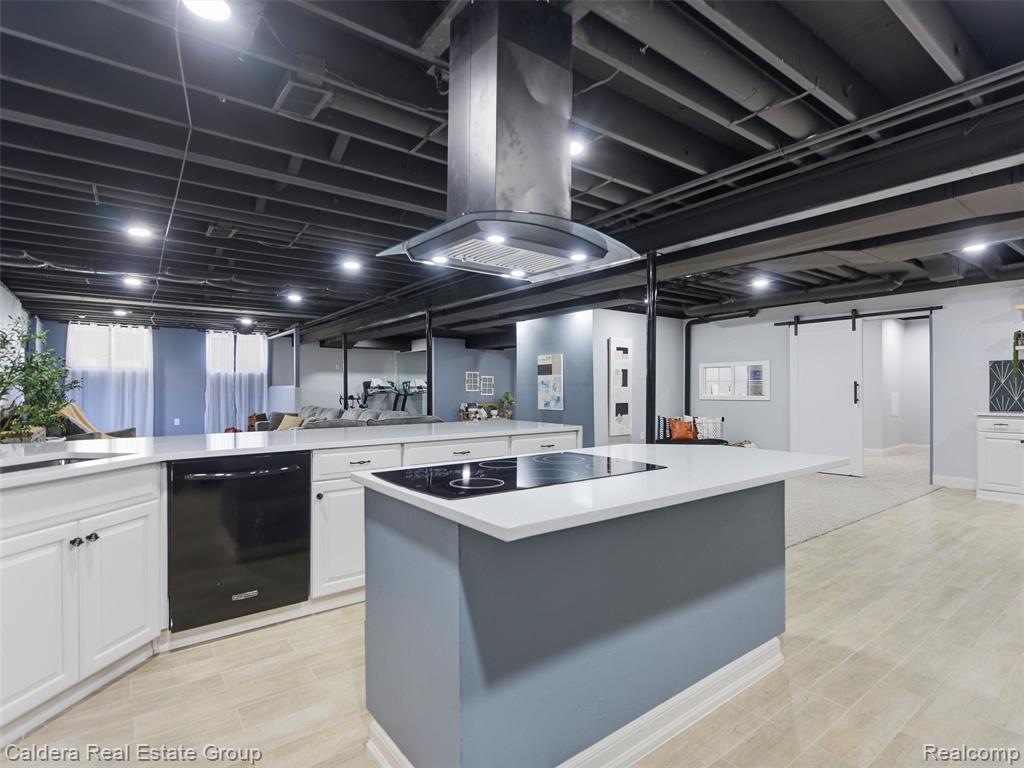 main property photo 64