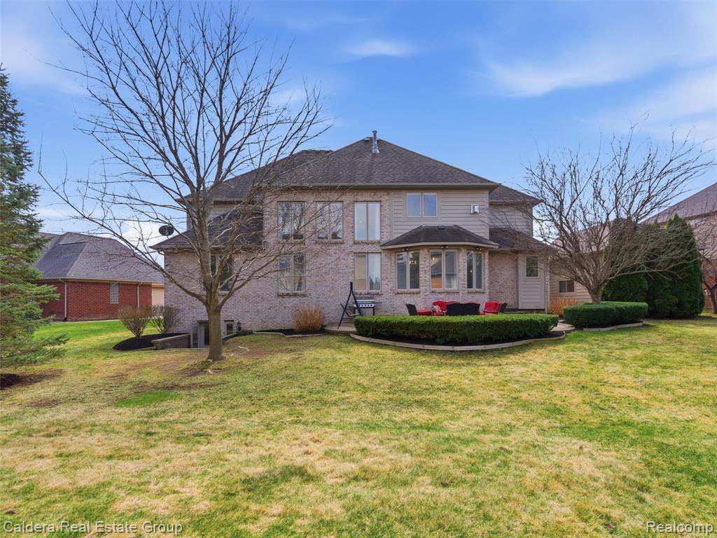 main property photo 78
