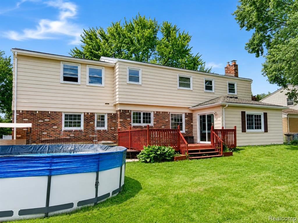 main property photo 41