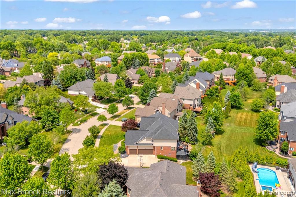 main property photo 60