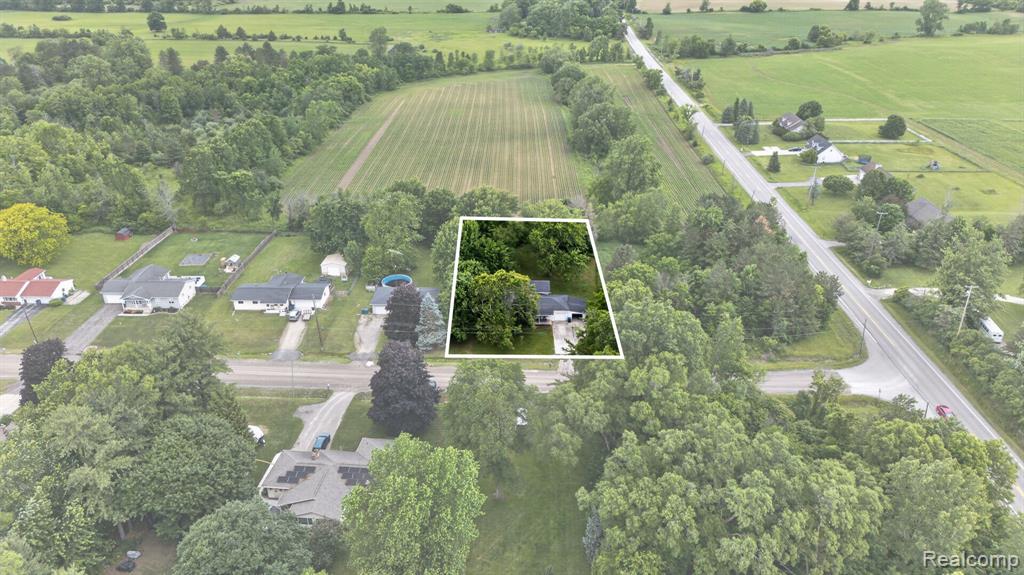 main property photo 49