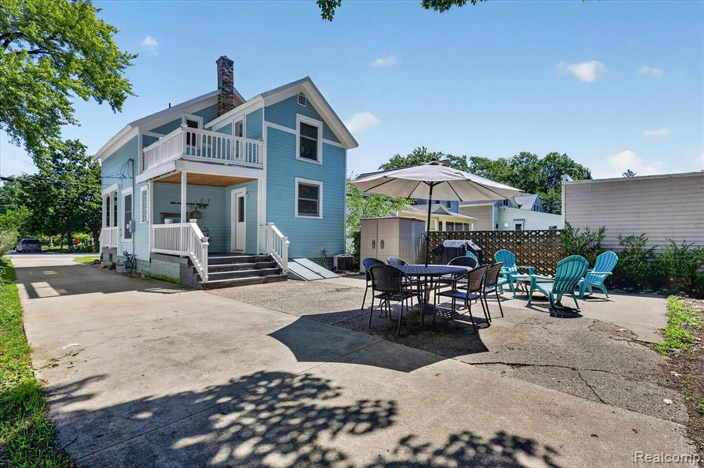 main property photo 22