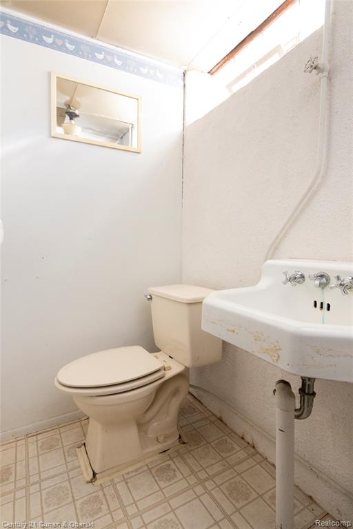 main property photo 29