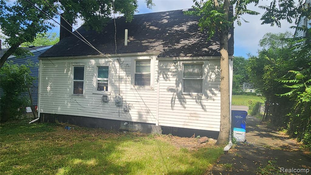 main property photo 7