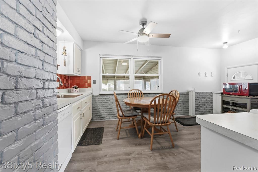 property viewer photo 5