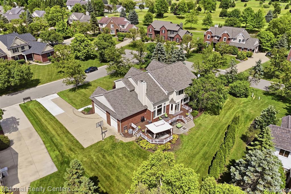 main property photo 47