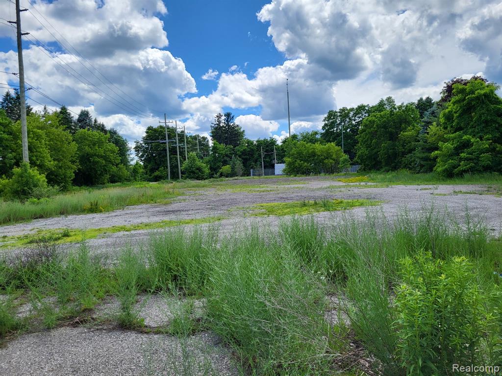 main property photo 15
