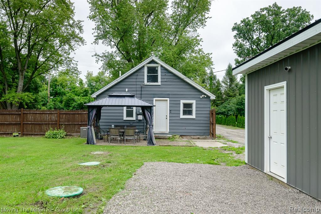 property viewer photo 5