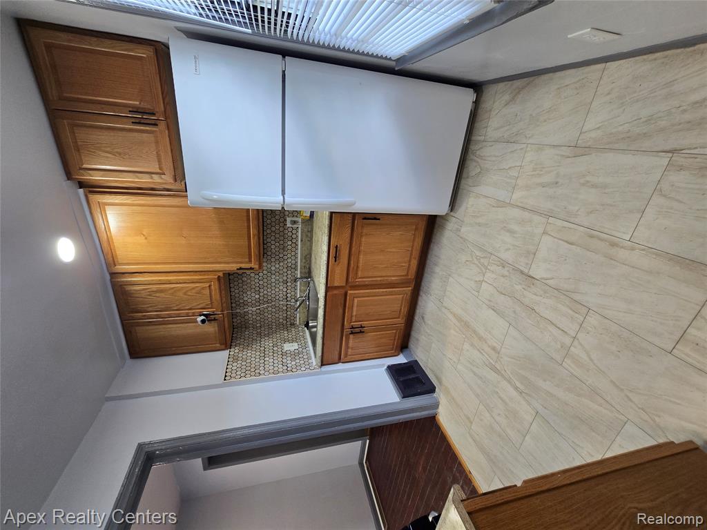 main property photo 68