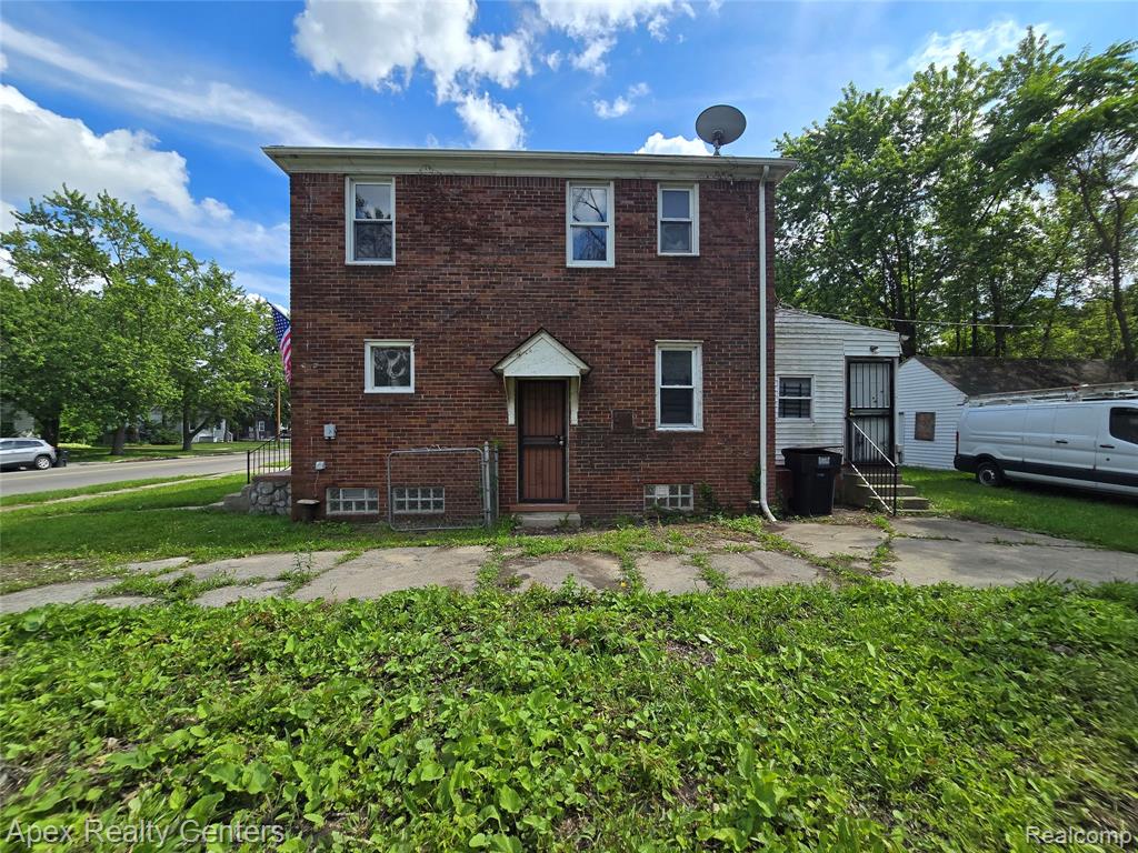main property photo 7