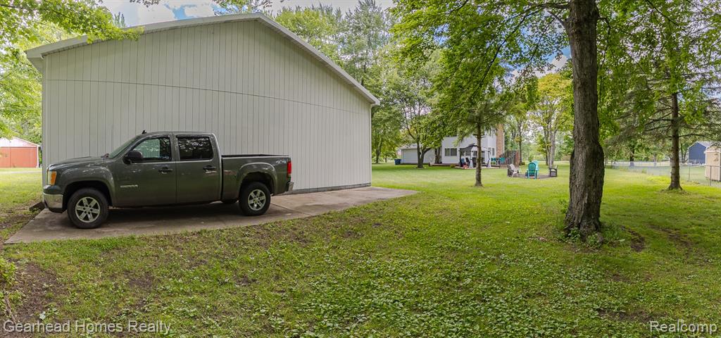 main property photo 67