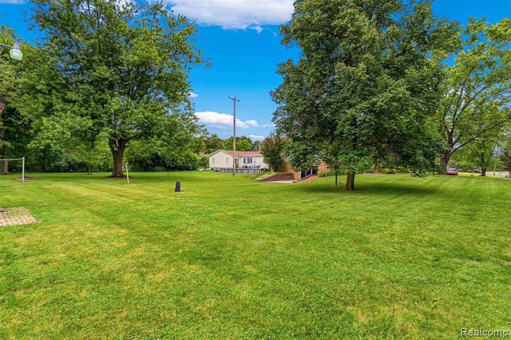 main property photo 41