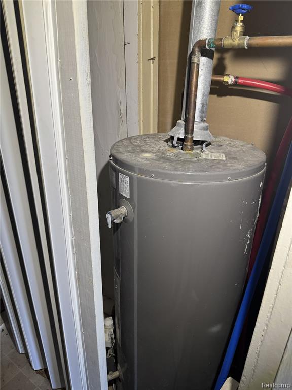 main property photo 10