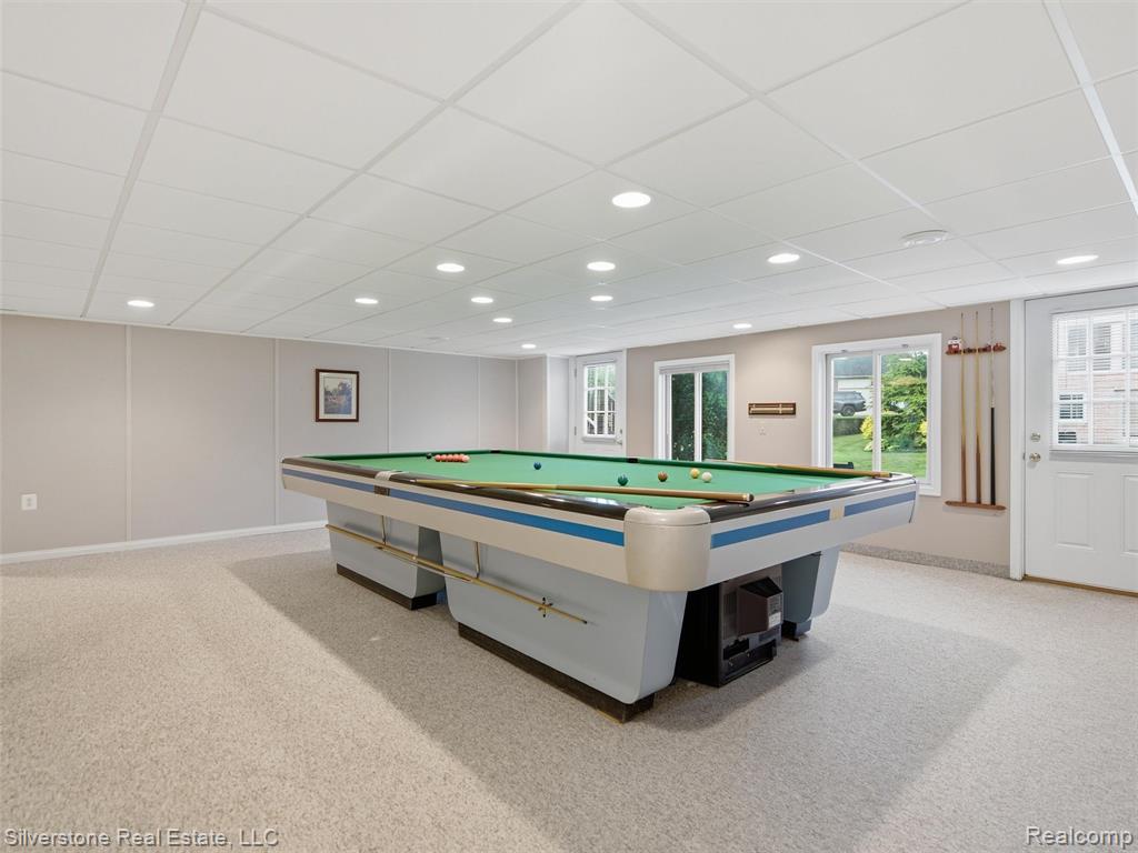 main property photo 45
