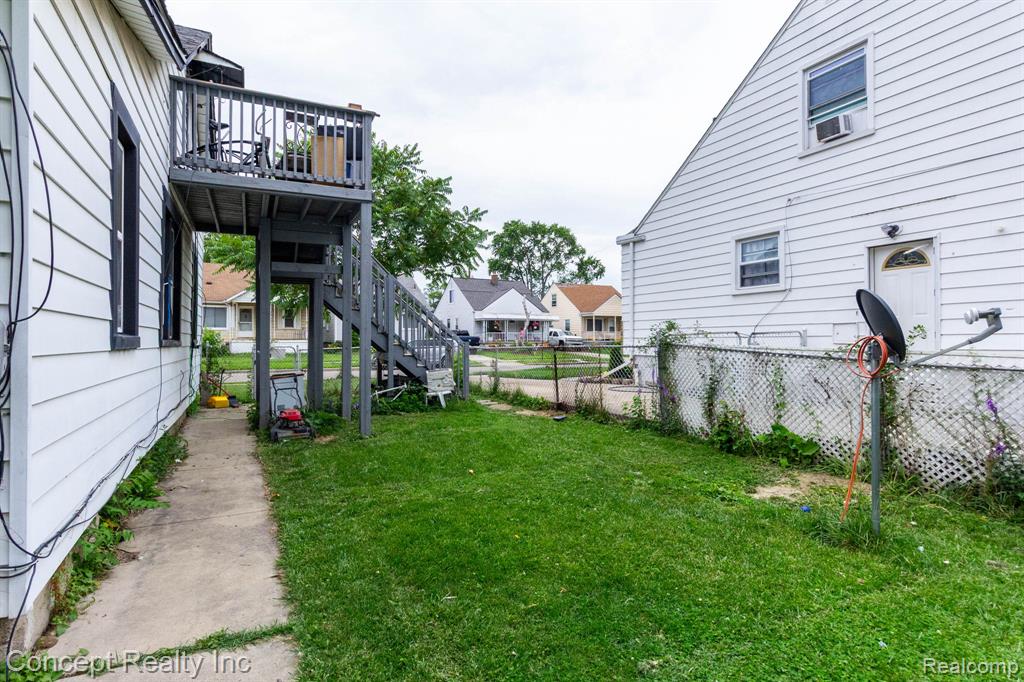 main property photo 31