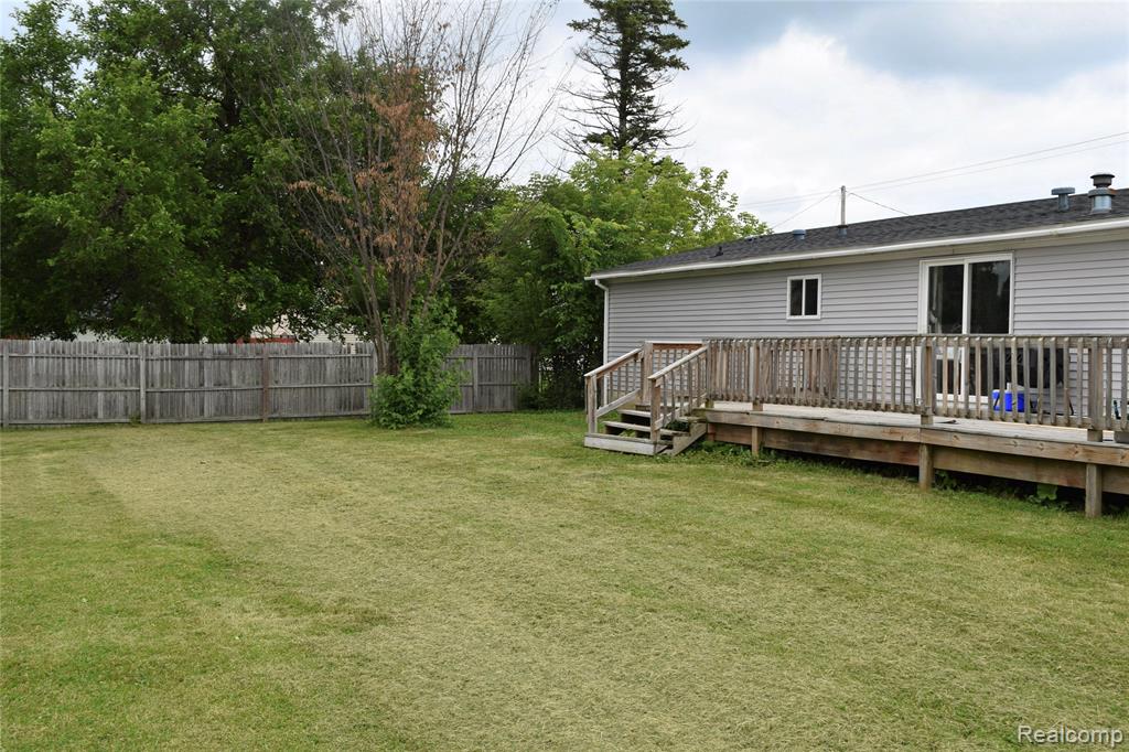 main property photo 17