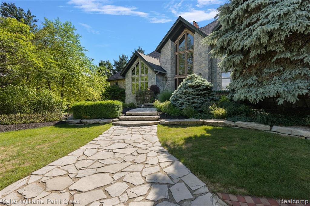 main property photo 4