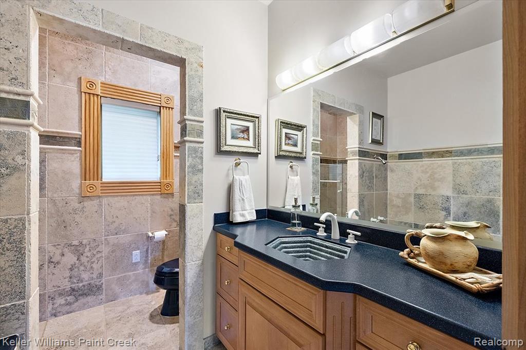 main property photo 68