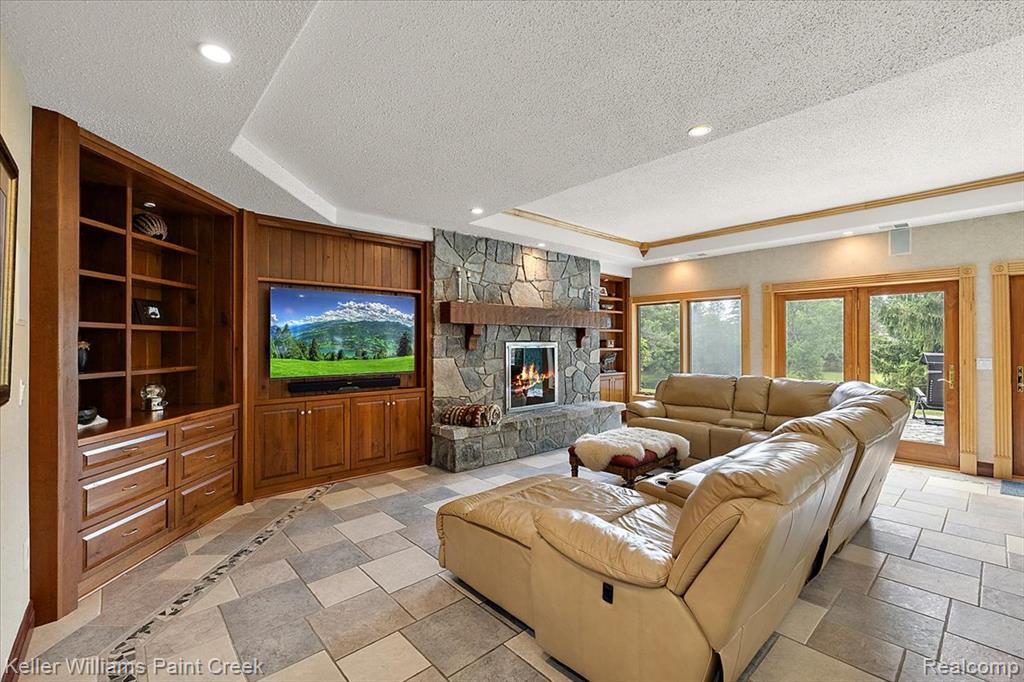 main property photo 71