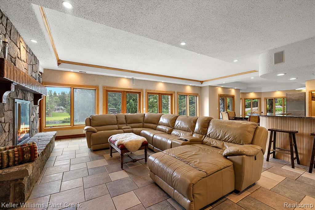 main property photo 72