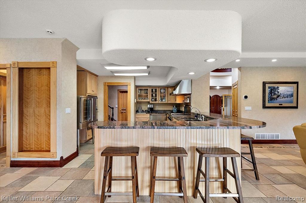 main property photo 74