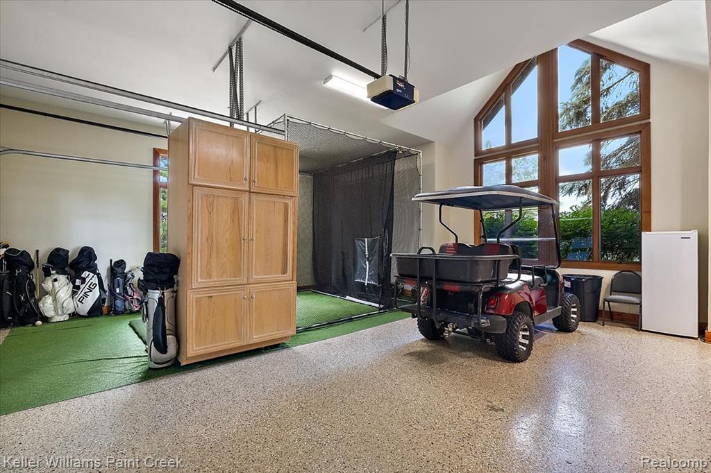 main property photo 79