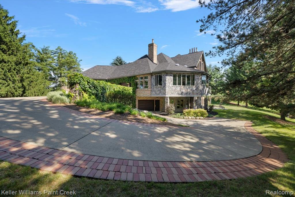 main property photo 85