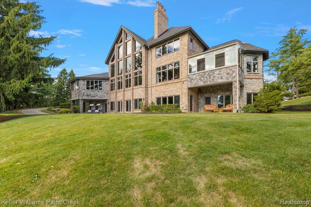 main property photo 89