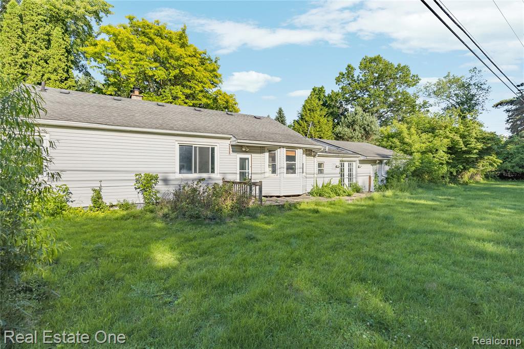 main property photo 40