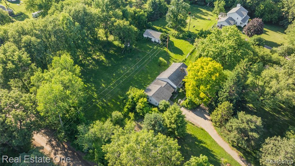 main property photo 48