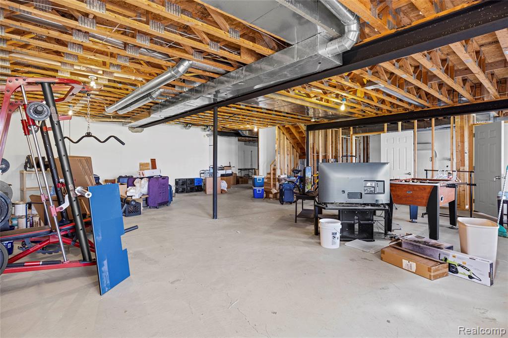 main property photo 58