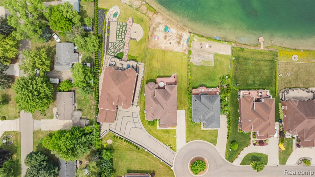 main property photo 83
