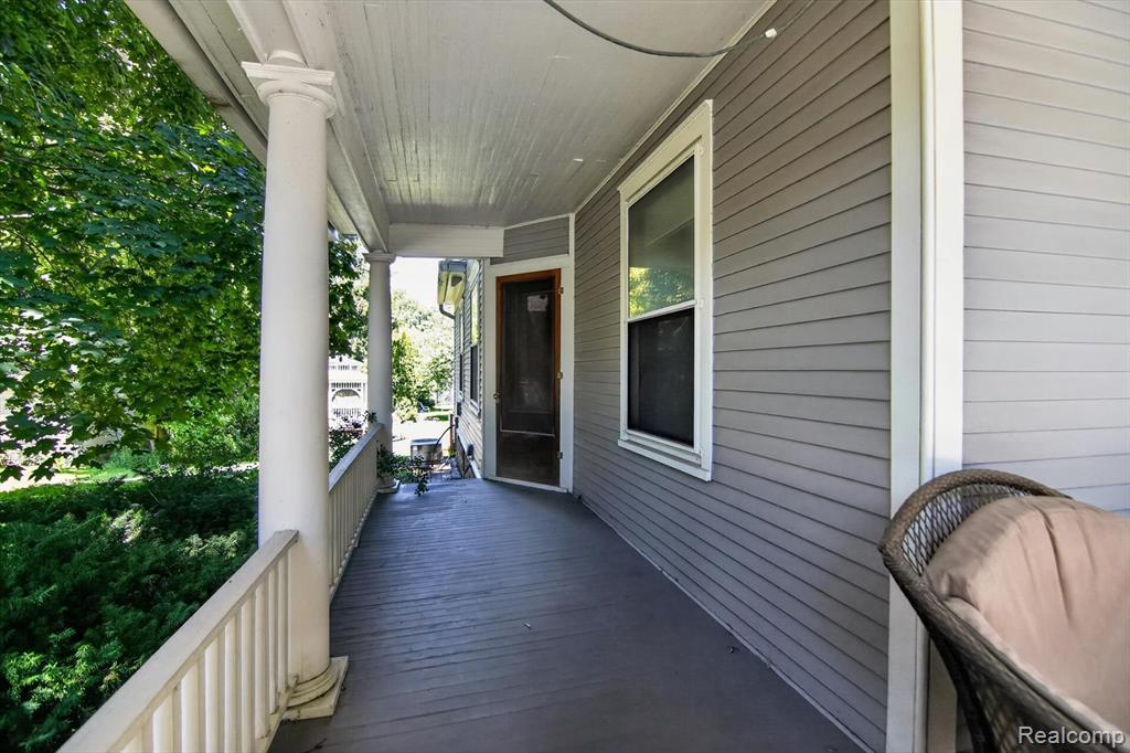 main property photo 39