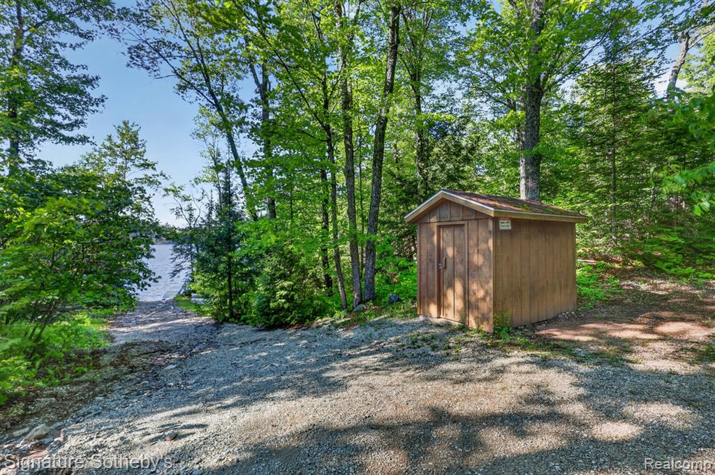 main property photo 80