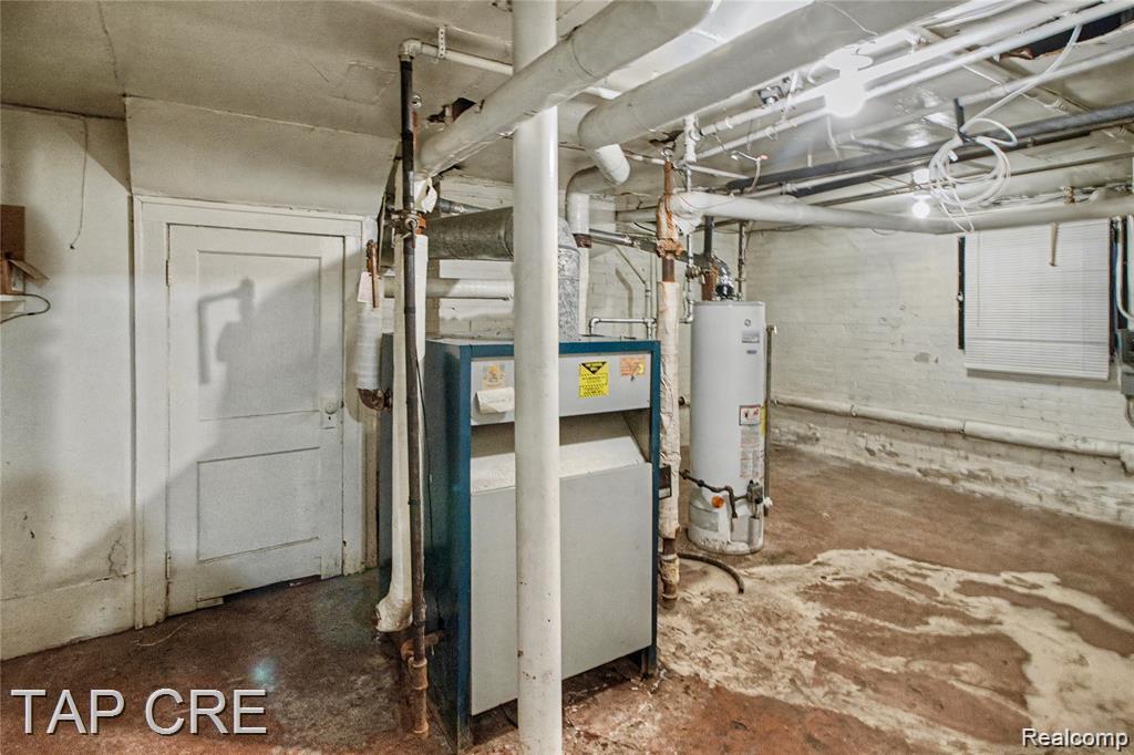 main property photo 35