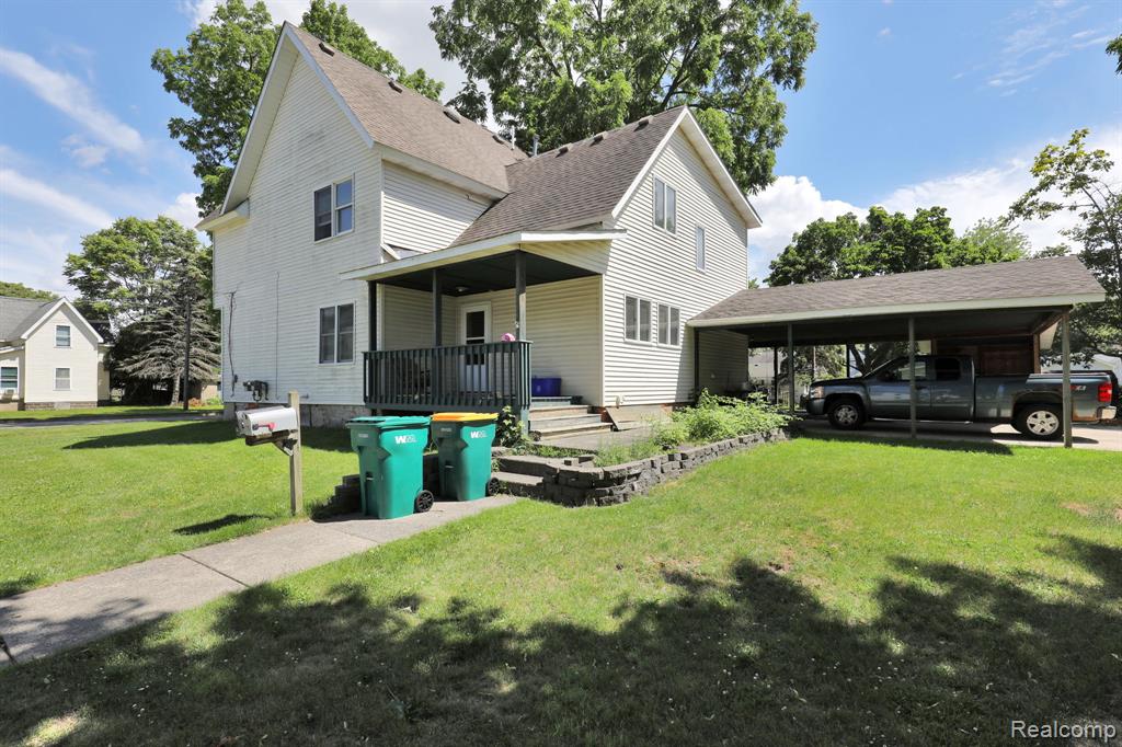 main property photo 22