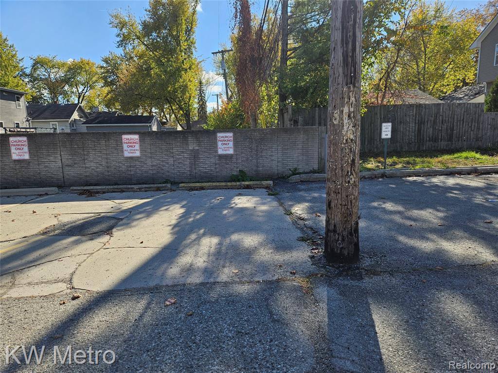 main property photo 3