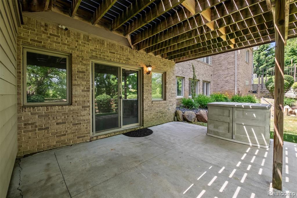 main property photo 47