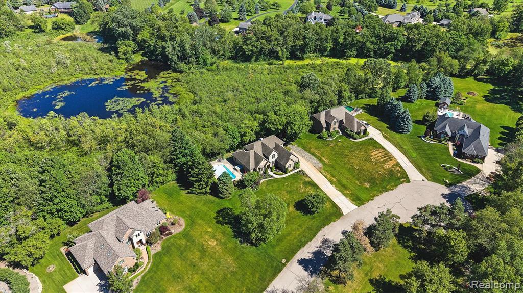 main property photo 69