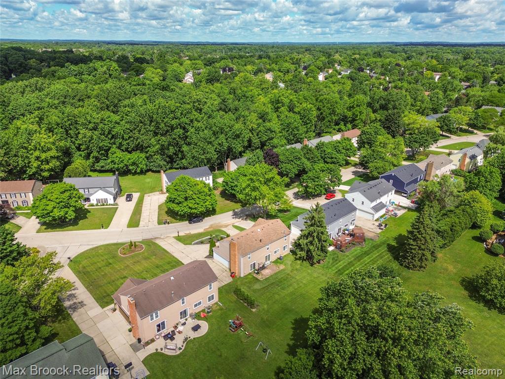 main property photo 44