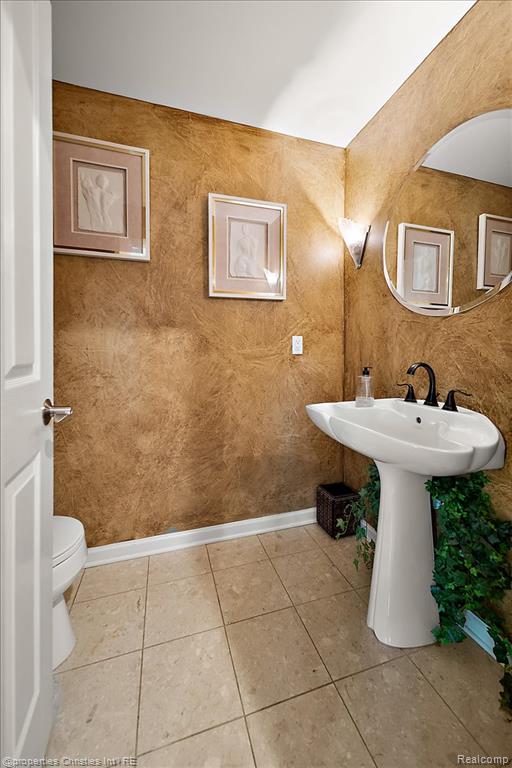 main property photo 19