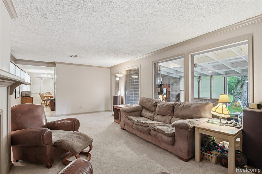 property viewer photo 10