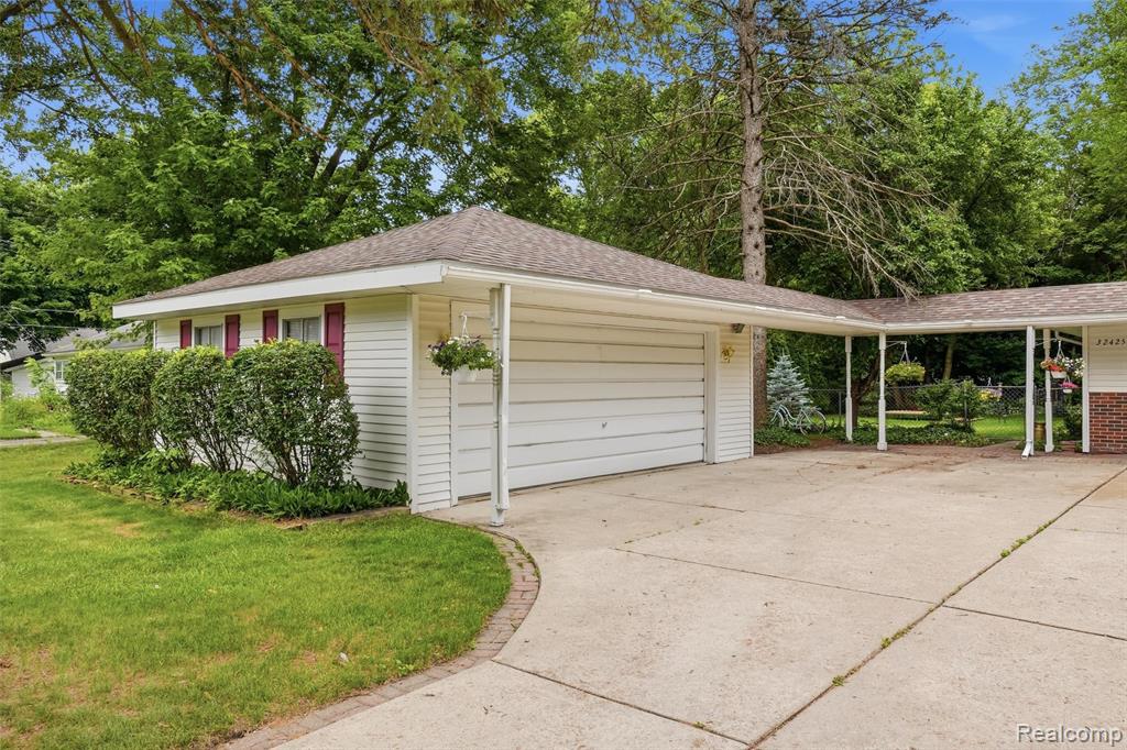 property viewer photo 4