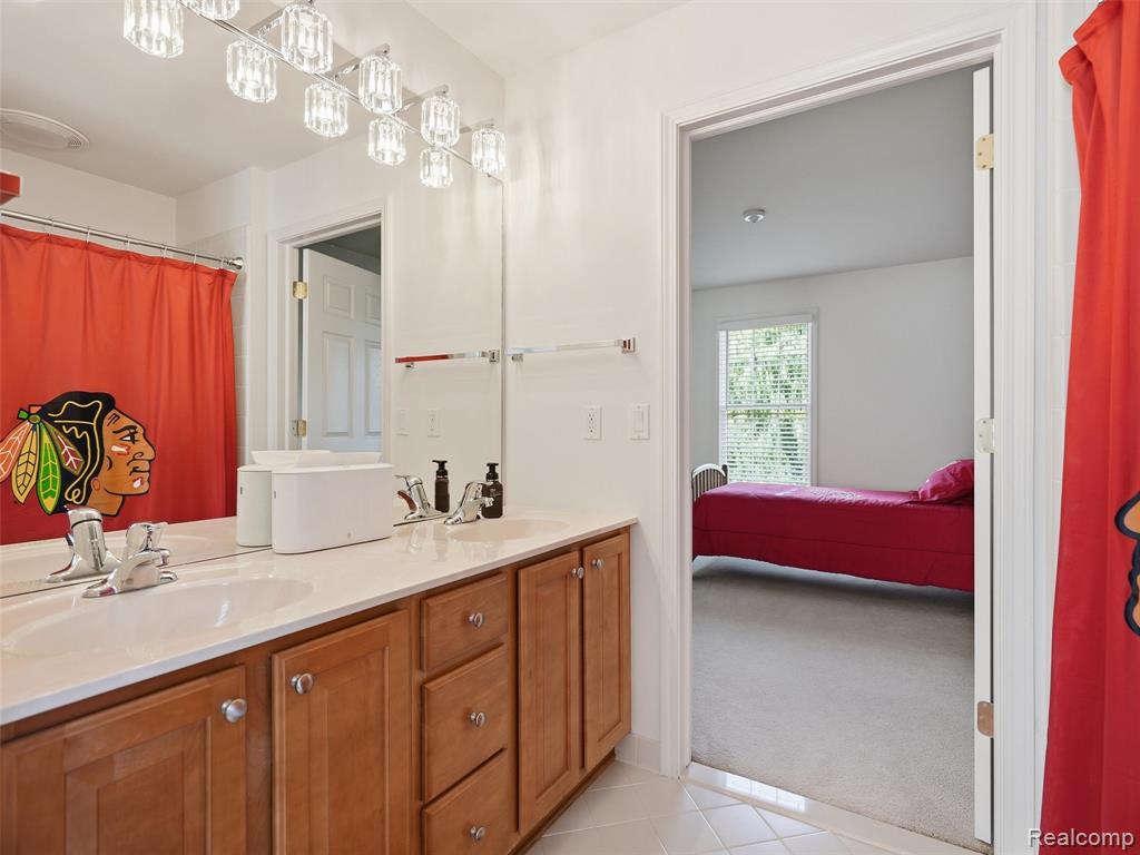 main property photo 56