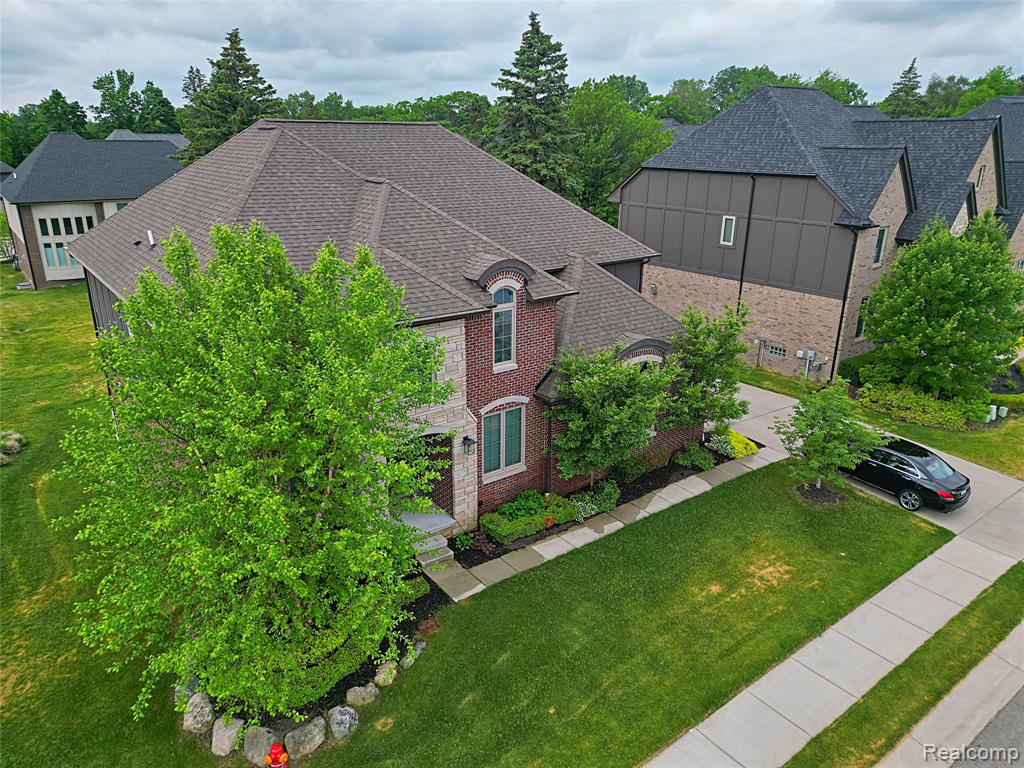 main property photo 60