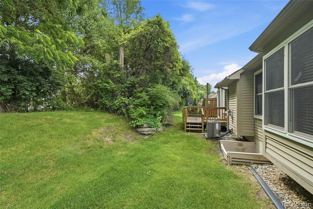 main property photo 31